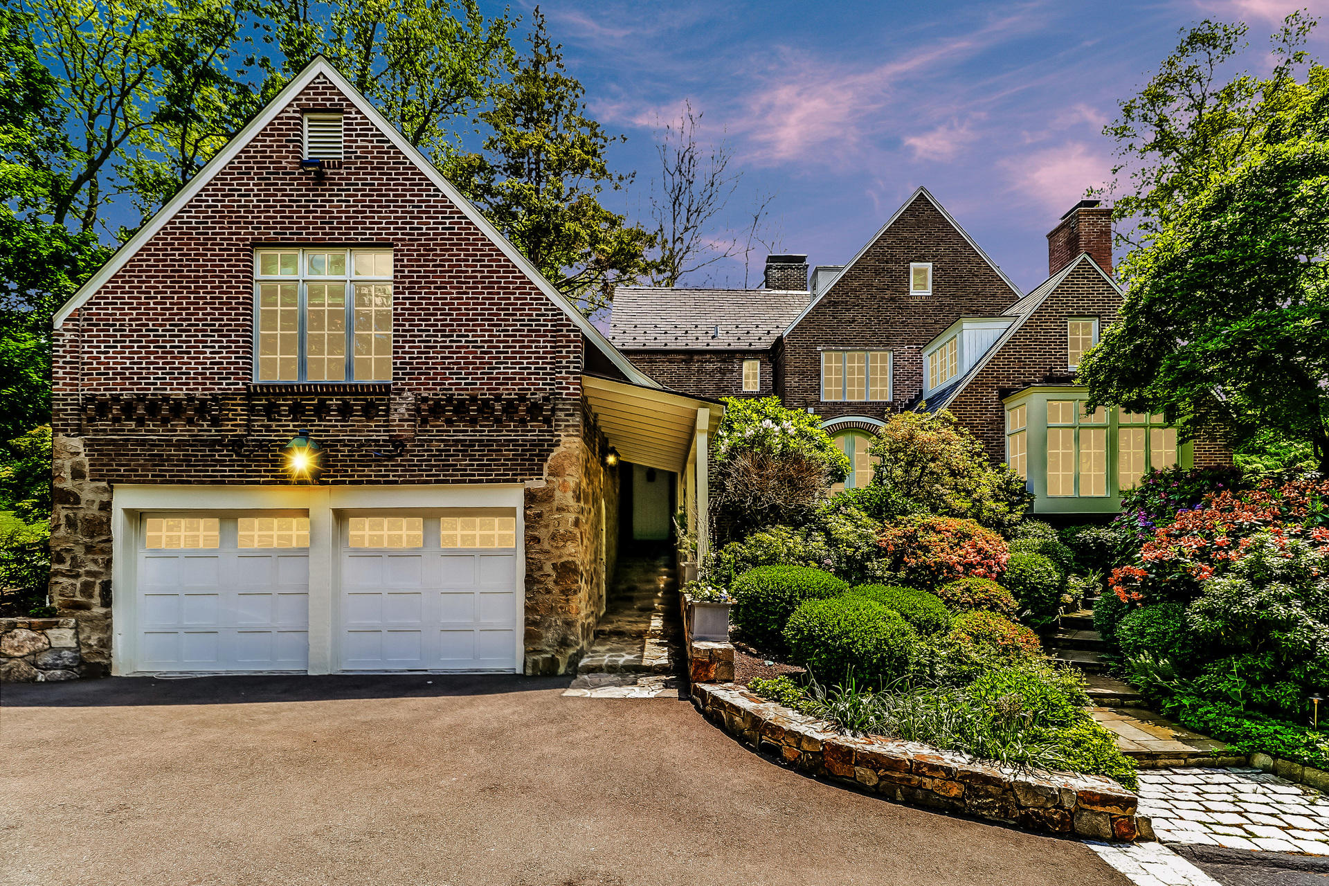 5 Hawthorne Road Darien, CT 06820 - Photo 40 of 49 a front view of a house with a yard