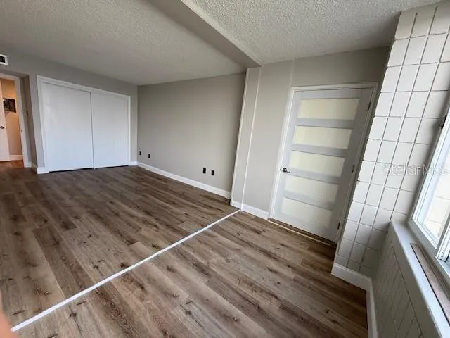 $148,000 | 700 Mirror Terrace Northwest, Unit 404, Winter Haven, FL 33881