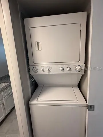 $148,000 | 700 Mirror Terrace Northwest, Unit 404, Winter Haven, FL 33881