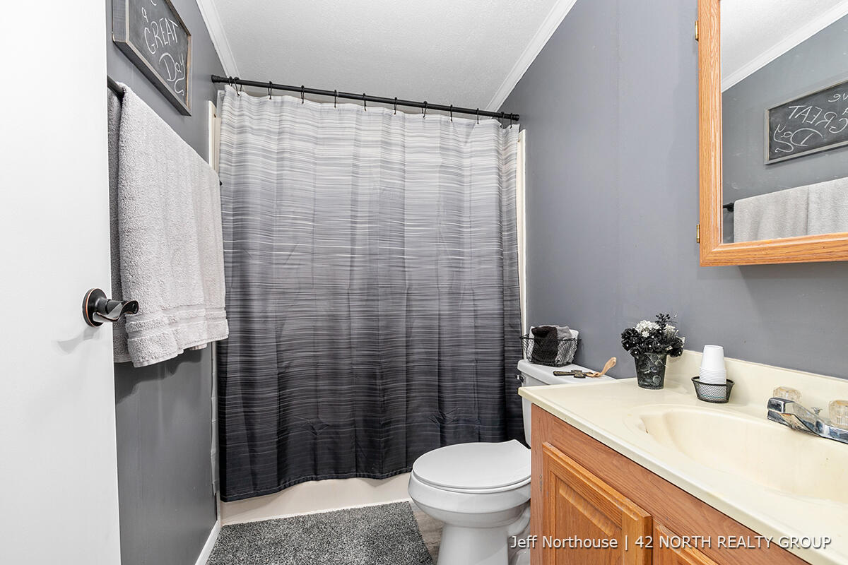 3310 Engle Road Middleville, MI 49333 - Photo 20 of 27 IMG_1021