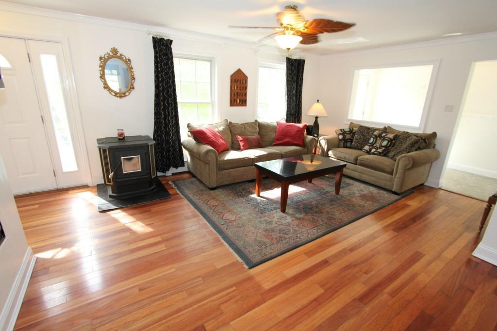32 Astrid Drive Cumberland Center, ME 04021 - Photo 6 of 34 Photo