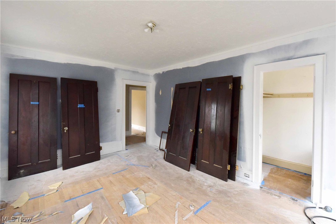 2592 Lee Road Cleveland, OH 44118 - Photo 20 of 23