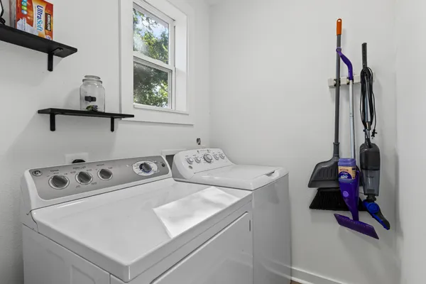 $3,500 | 901 North Church Street, Georgetown, TX 78626