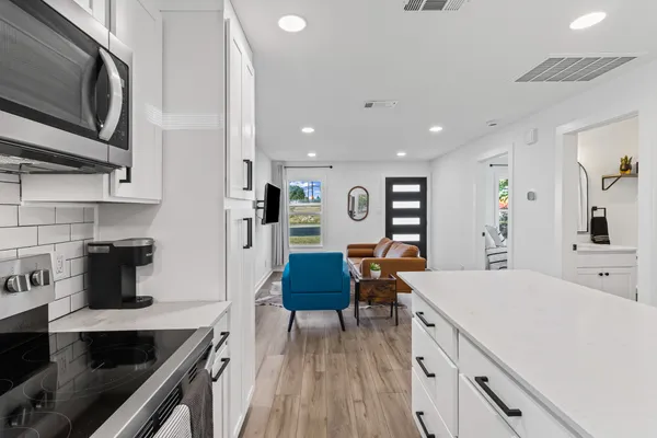 $3,500 | 901 North Church Street, Georgetown, TX 78626