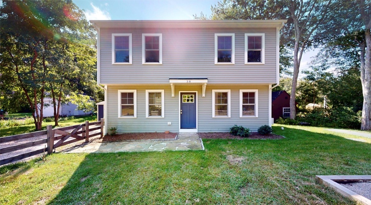 38 Vars Lane Westerly, RI 02808 - Photo 2 of 25 Gallery Image 2