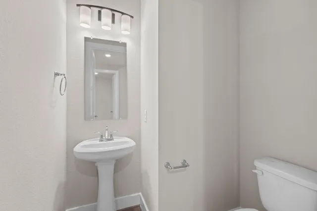 $499,900 | 401 Wild Thicket Drive, Katy, TX 77493