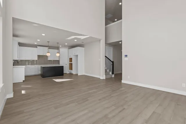 $499,900 | 401 Wild Thicket Drive, Katy, TX 77493