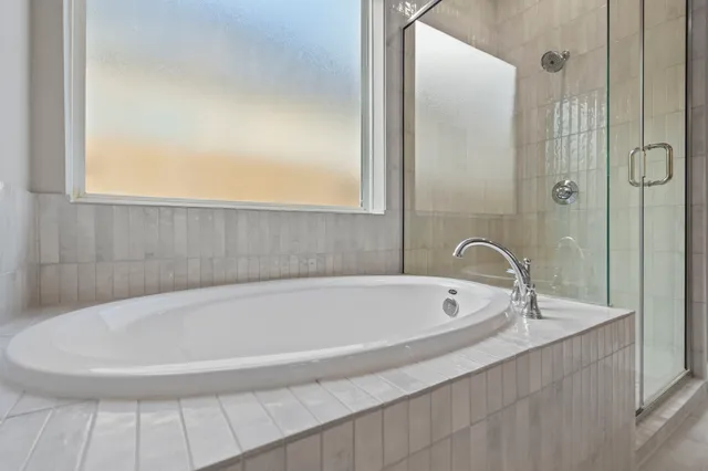 $499,900 | 401 Wild Thicket Drive, Katy, TX 77493