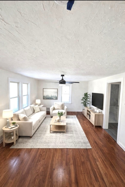 41 Bridgeport Street Worcester, MA 01604 - Photo 9 of 34