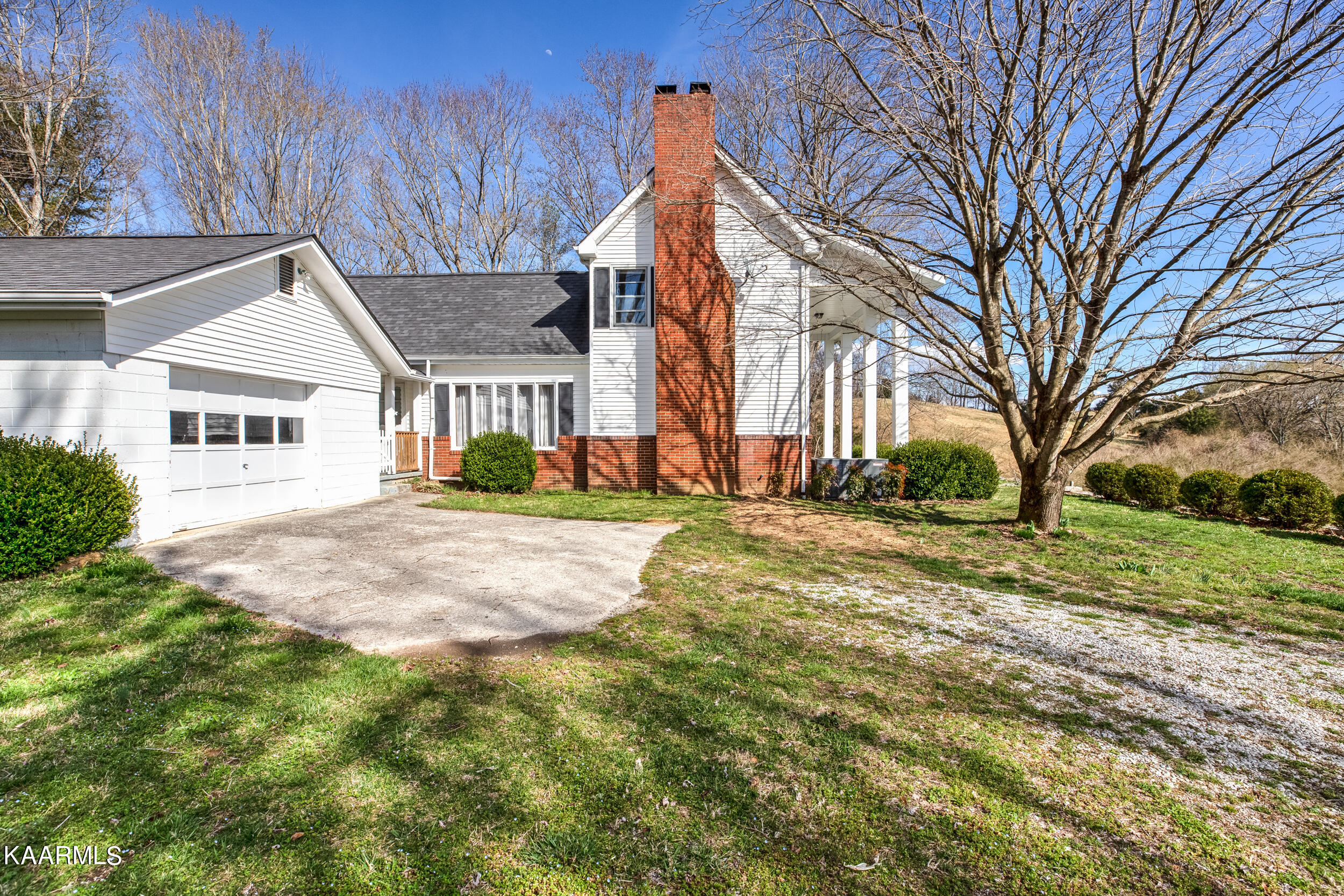 487 Rogers Road Speedwell, TN 37870 - Photo 3 of 33 487 Hope Wells Ln-6