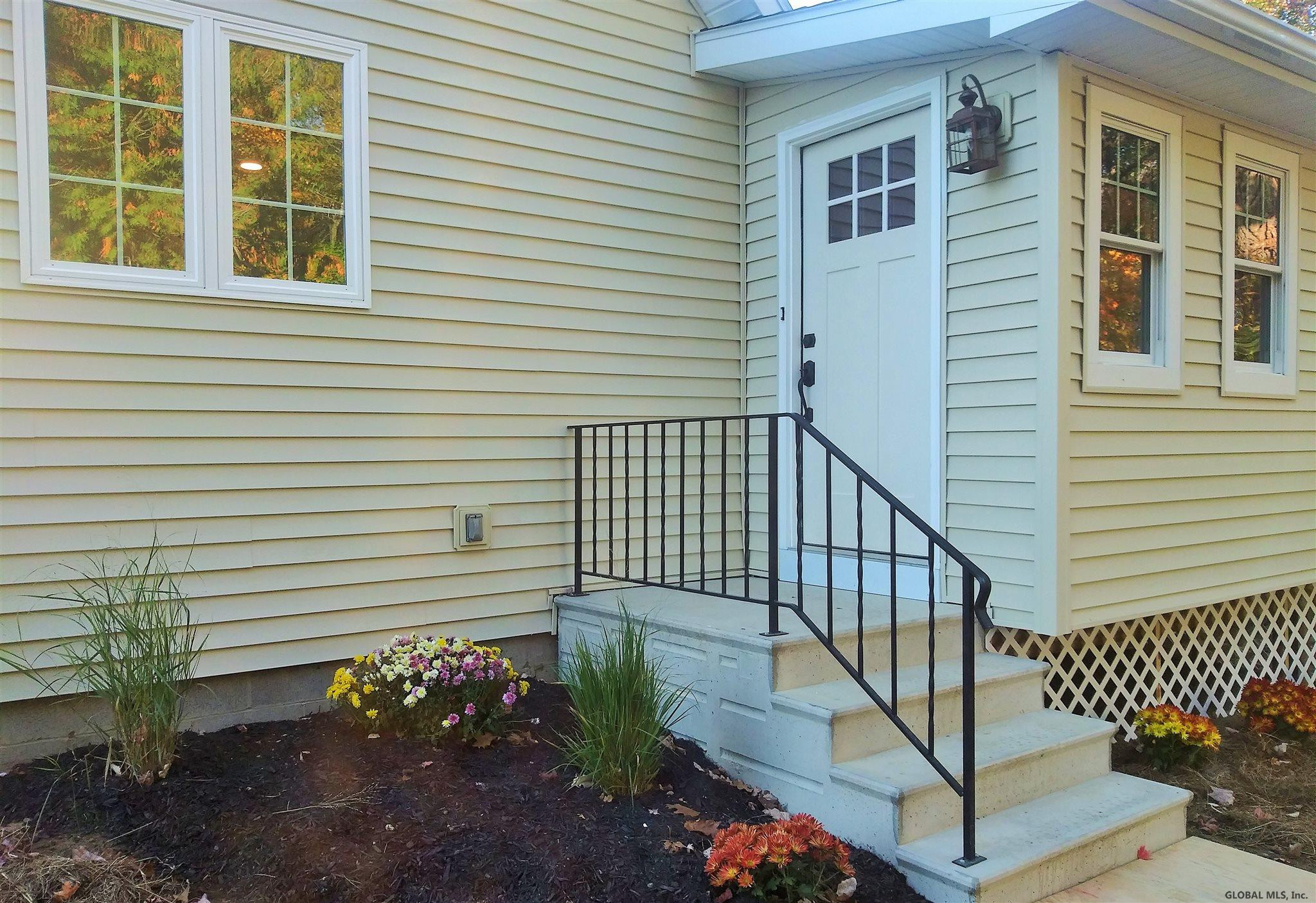 13 Spore Road New Scotland, NY 12054 - Photo 4 of 59 Photo 4