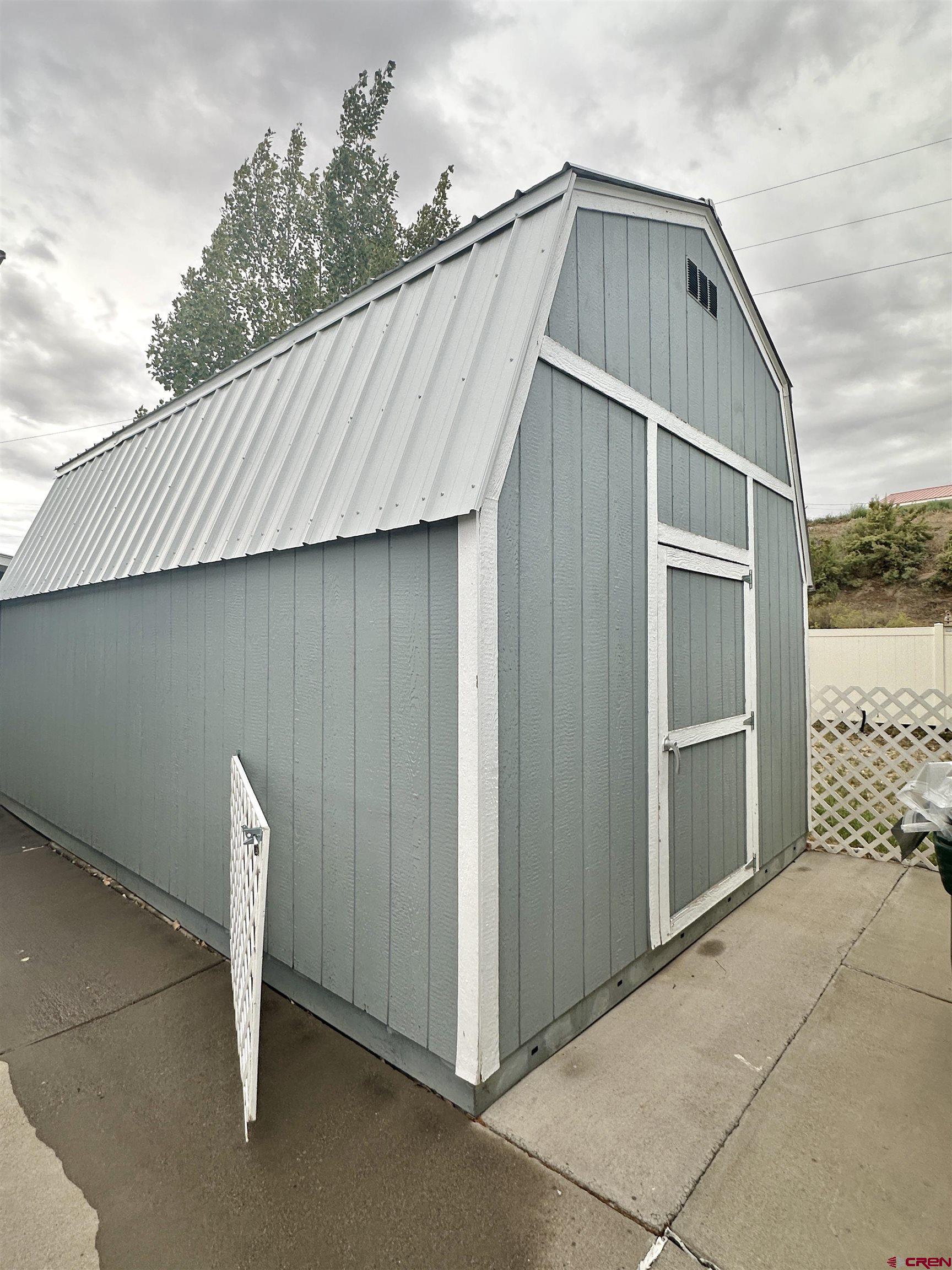 9427 2100th Road Austin, CO 81410 - Photo 36 of 42 a view of backyard of house