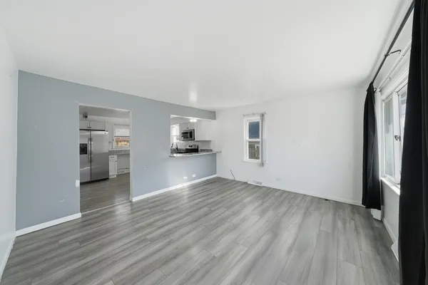 $255,000 | 349 Woodland Drive, Grayslake, IL 60030