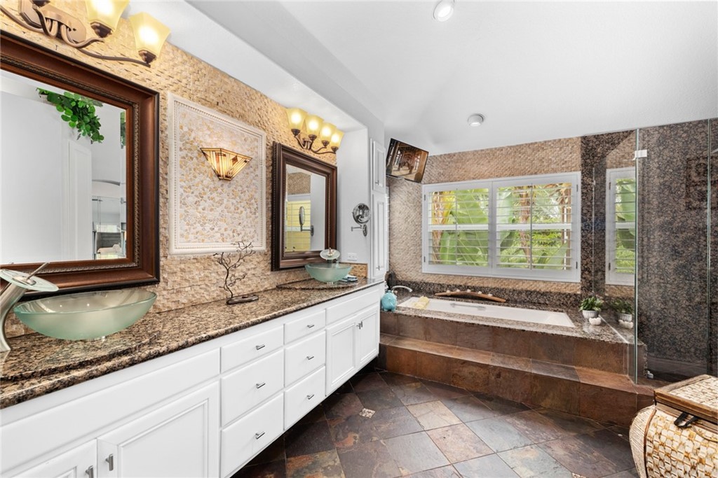 2605 Augusta Tustin, CA 92782 - Photo 11 of 21