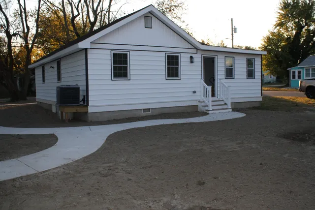 $489,000 | 203 East Jacksonville Avenue, Villas, NJ 08251