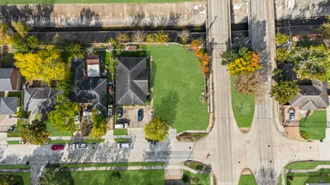 $325,000 | 9402 Derrik Drive, Houston, TX 77080