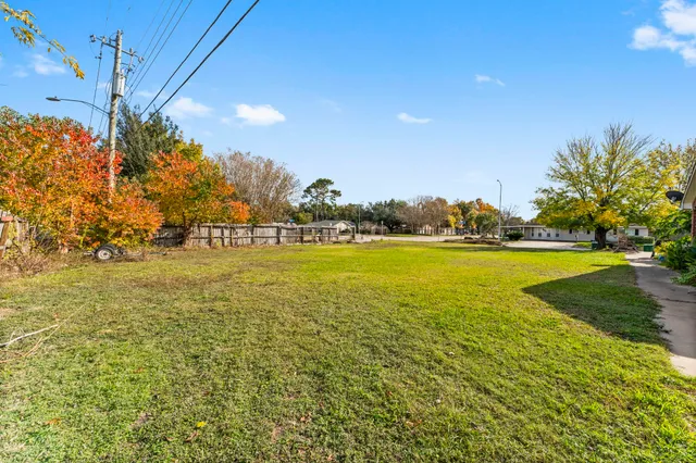 $325,000 | 9402 Derrik Drive, Houston, TX 77080