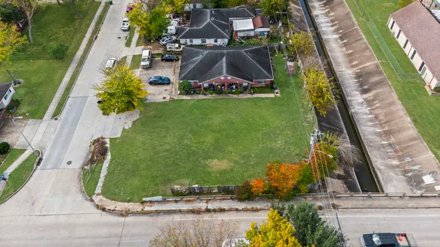 $325,000 | 9402 Derrik Drive, Houston, TX 77080