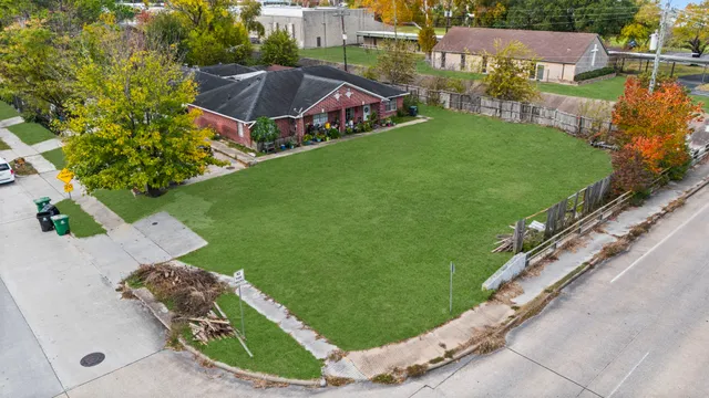 $325,000 | 9402 Derrik Drive, Houston, TX 77080