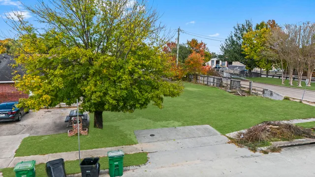 $325,000 | 9402 Derrik Drive, Houston, TX 77080