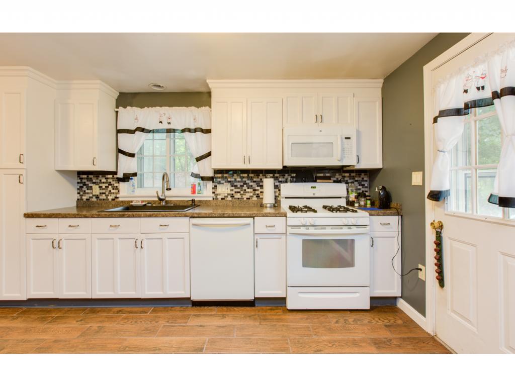 99 London Bridge Road Windham, NH 03087 - Photo 12 of 35