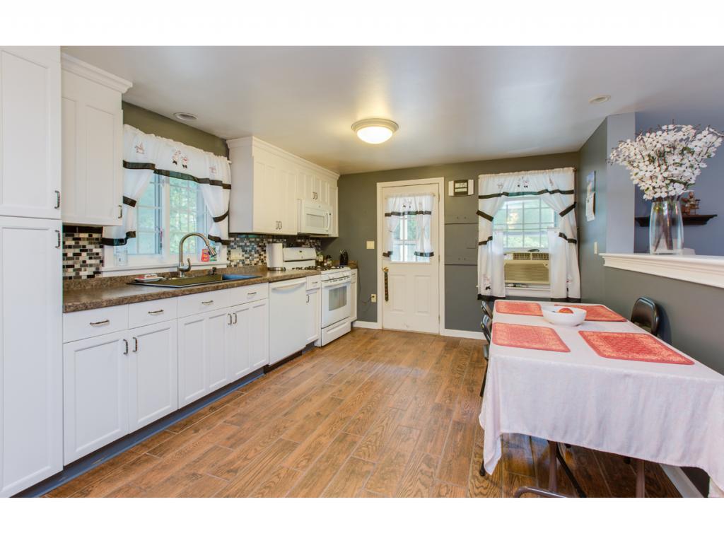 99 London Bridge Road Windham, NH 03087 - Photo 7 of 35