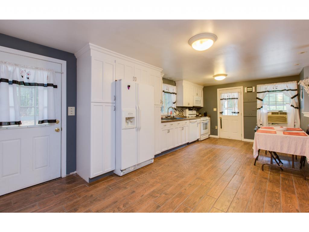 99 London Bridge Road Windham, NH 03087 - Photo 10 of 35