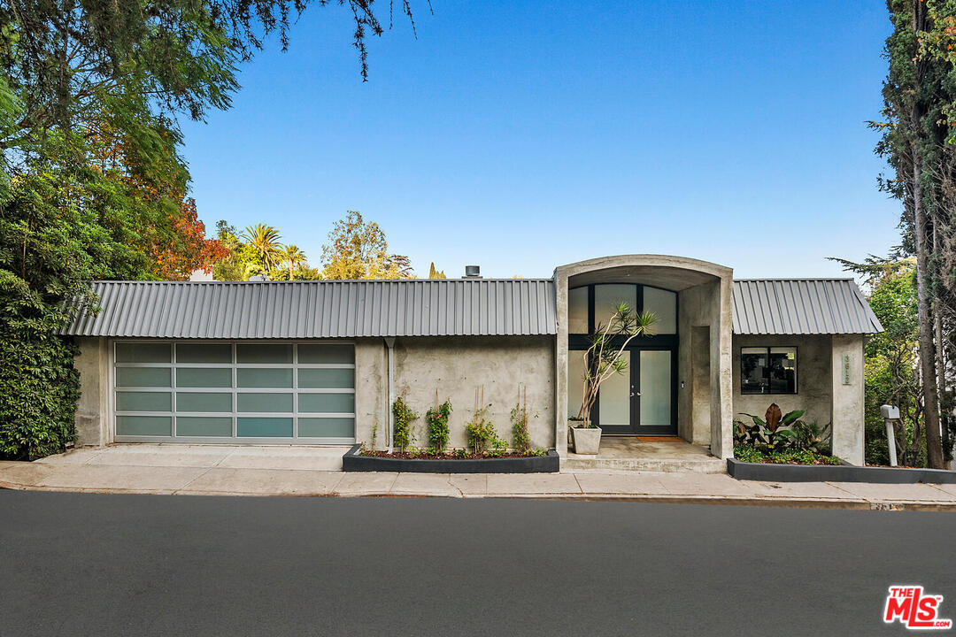 3612 Lowry Road Los Angeles, CA 90027 - Photo 20 of 20 Gallery Image 20