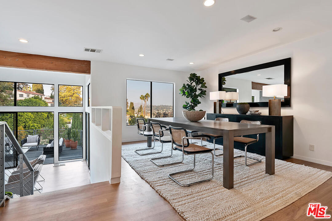 3612 Lowry Road Los Angeles, CA 90027 - Photo 3 of 20 Gallery Image 3