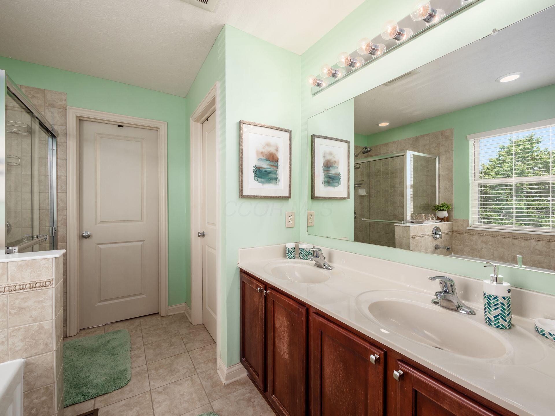 5995 Meehan Road Dublin, OH 43016 - Photo 30 of 36 058_777d0_C - 5995 Meehan 076