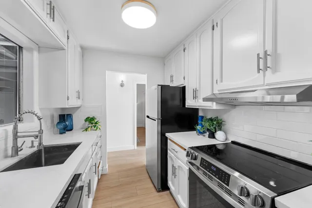 $2,499,950 | 80 Watkins Avenue, Atherton, CA 94027