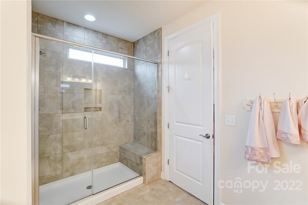 917 Landmark Run Lane Tega Cay, SC 29708 - Photo 31 of 48 Gallery Image 31
