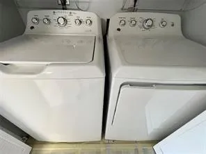 a view of utility room