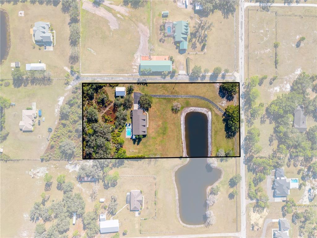 4231 Albritton Road St. Cloud, FL 34772 - Photo 8 of 94 a bathroom with a bathtub and shower