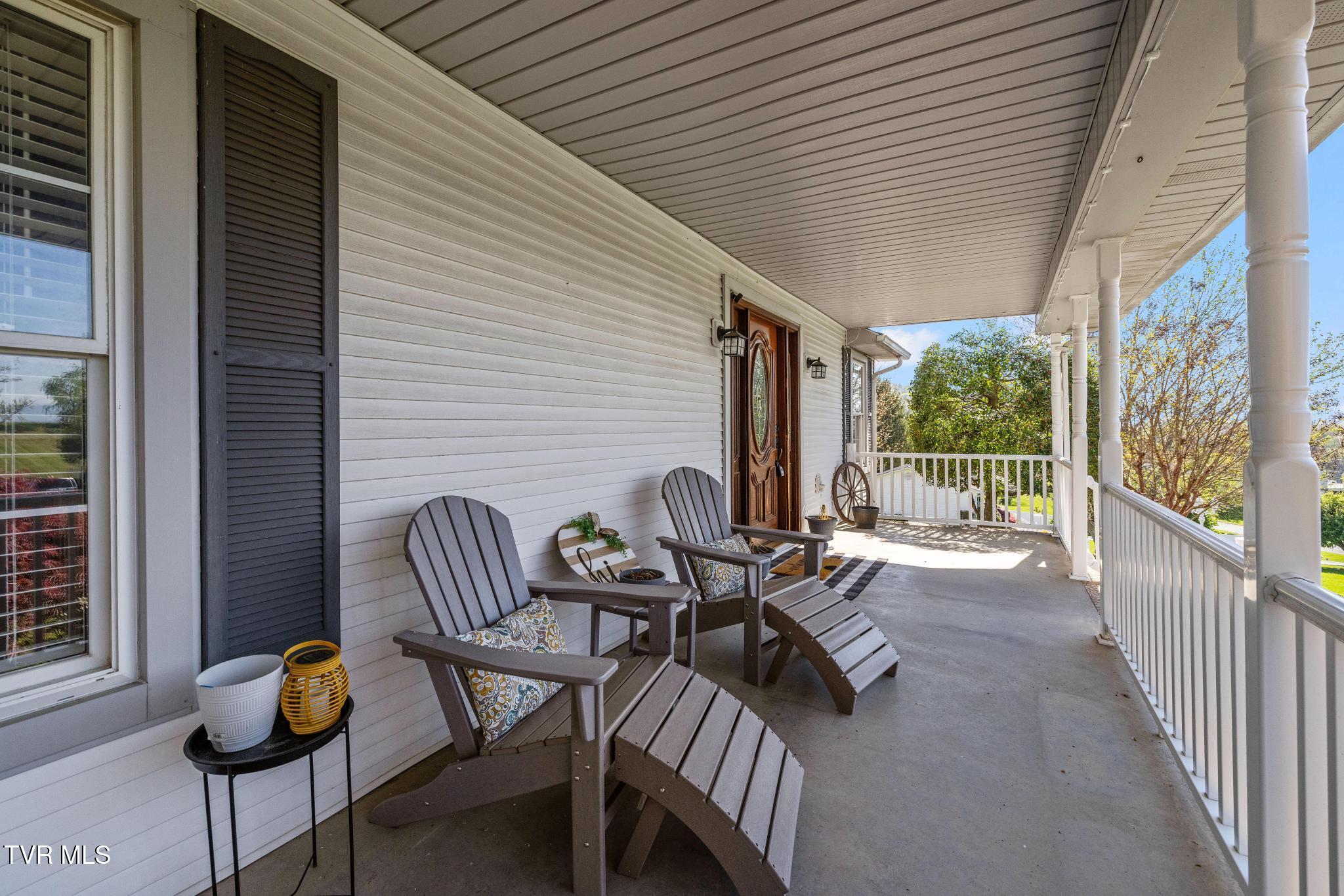160 Deerchase Lane Chuckey, TN 37641 - Photo 8 of 61 Covered front porch