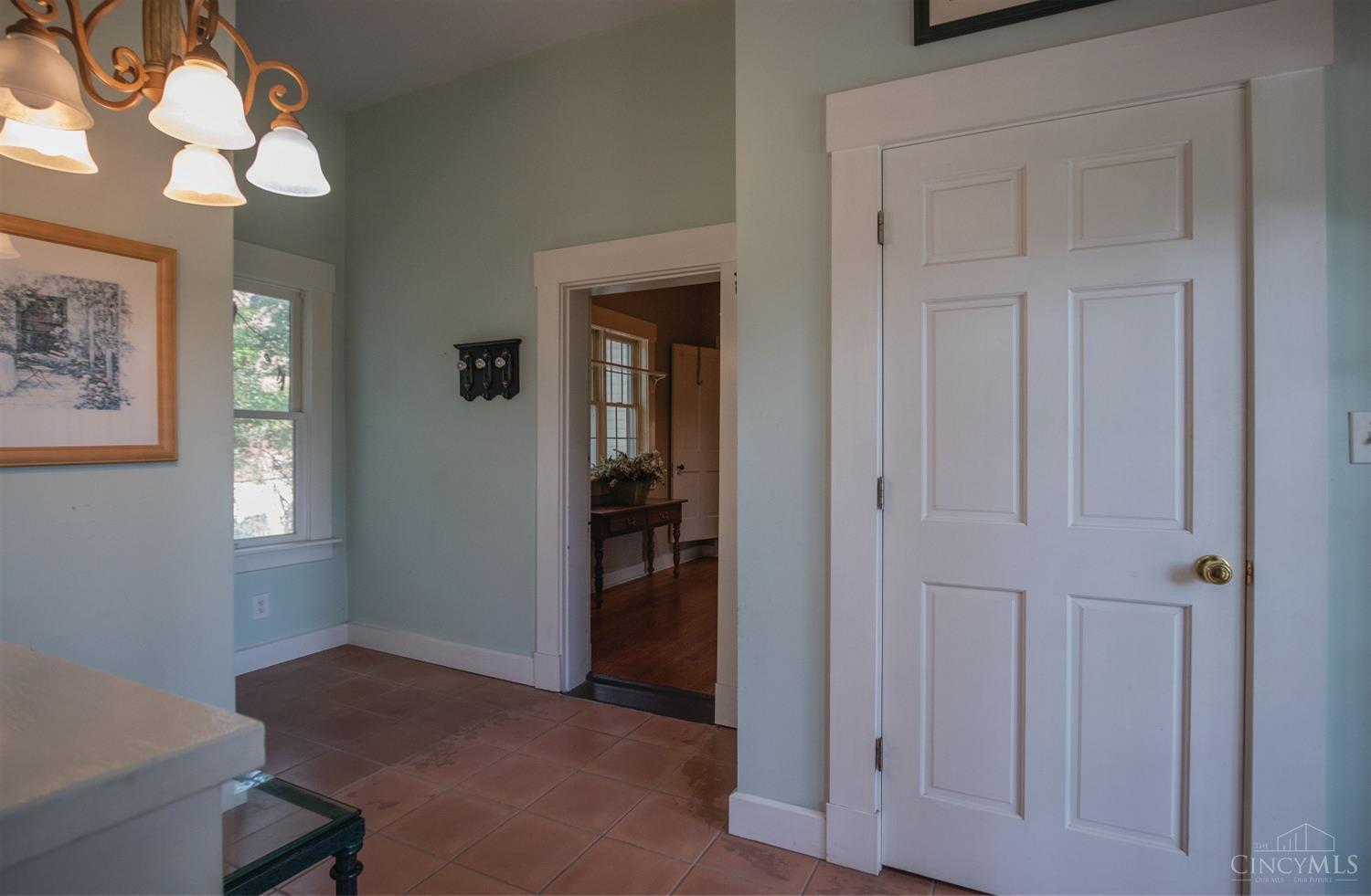 10599 Mill Road Cincinnati, OH 45240 - Photo 17 of 33