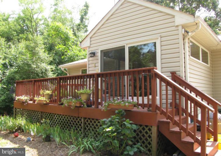 231 Sillery Bay Road Pasadena, MD 21122 - Photo 9 of 19 Exterior (General)
