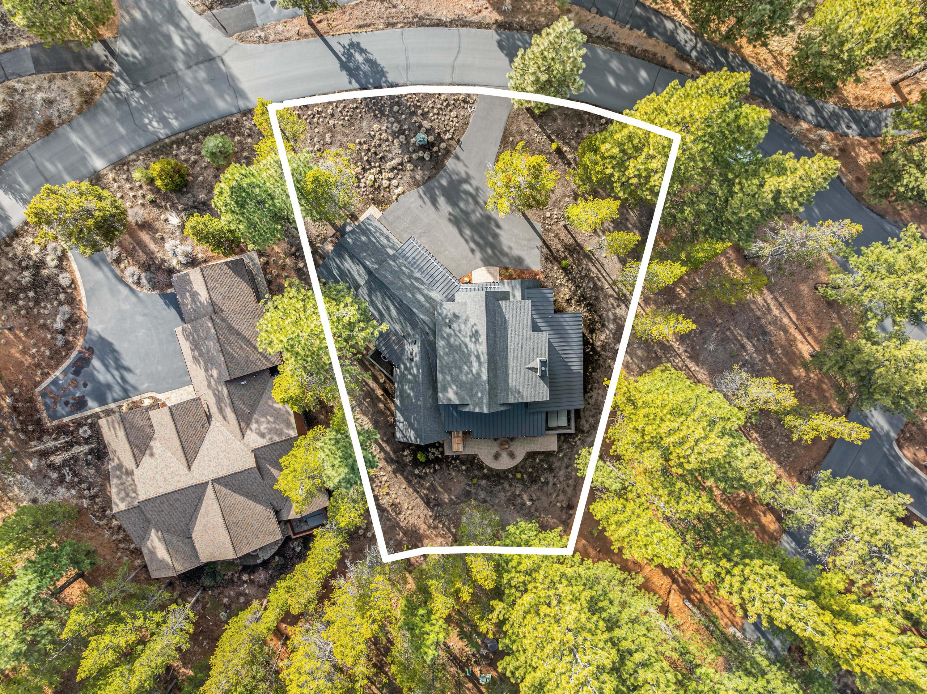 56302 Sable Rock Loop, Unit 255 Bend, OR 97707 - Photo 61 of 65 DJI_0118-3
