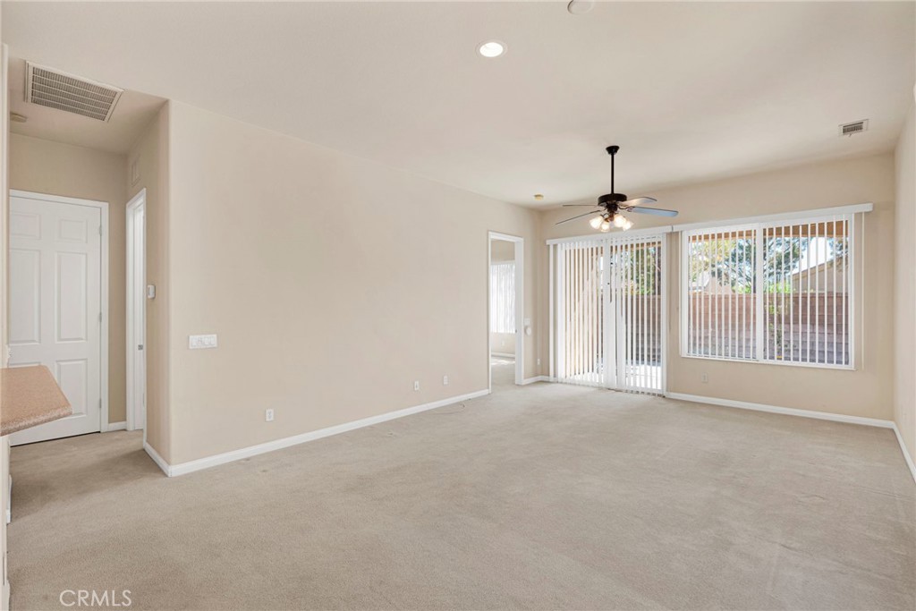 10461 Bridge Haven Road Apple Valley, CA 92308 - Photo 6 of 32