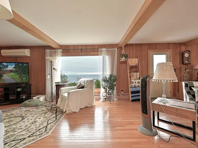 $429,900 | 7 Kent Lane, Silver Bay, MN 55614