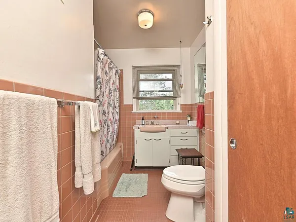 $416,000 | 7 Kent Lane, Silver Bay, MN 55614