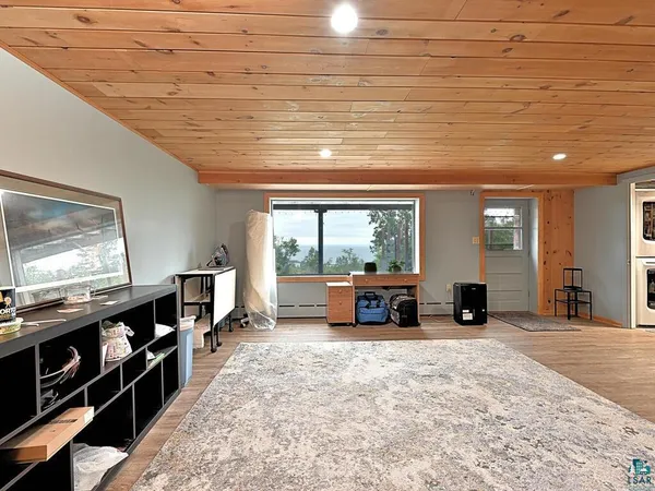 $416,000 | 7 Kent Lane, Silver Bay, MN 55614