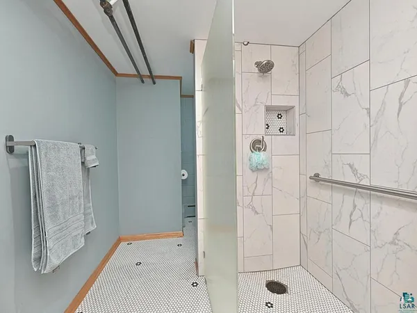 $416,000 | 7 Kent Lane, Silver Bay, MN 55614