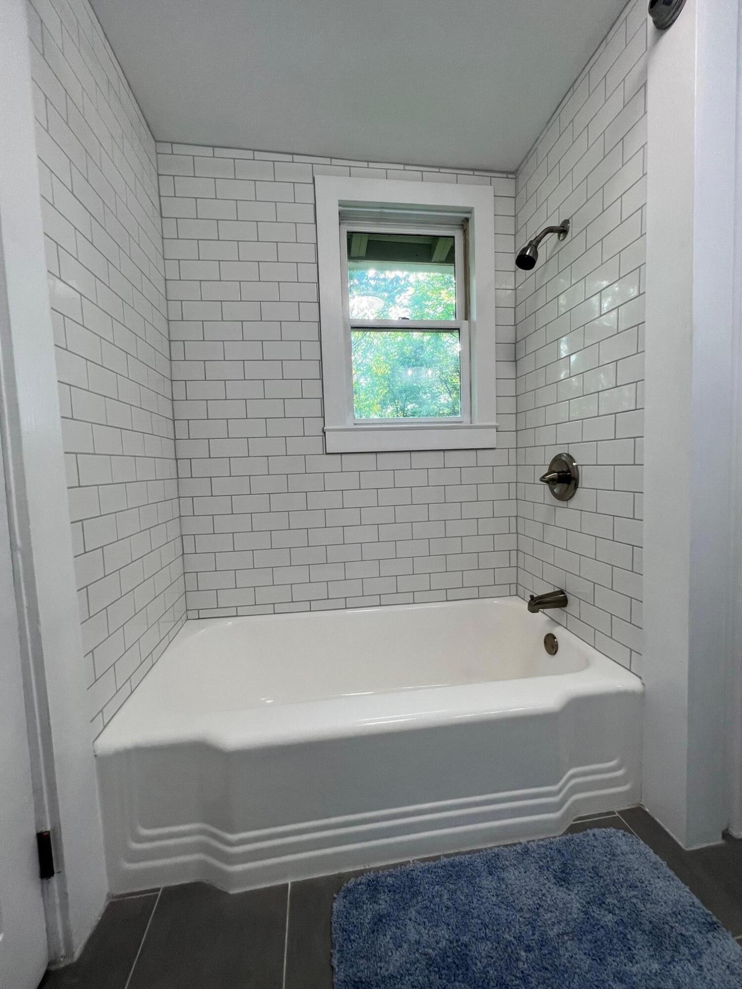174 Hamilton Road Elizabethton, TN 37643 - Photo 12 of 31 Bath