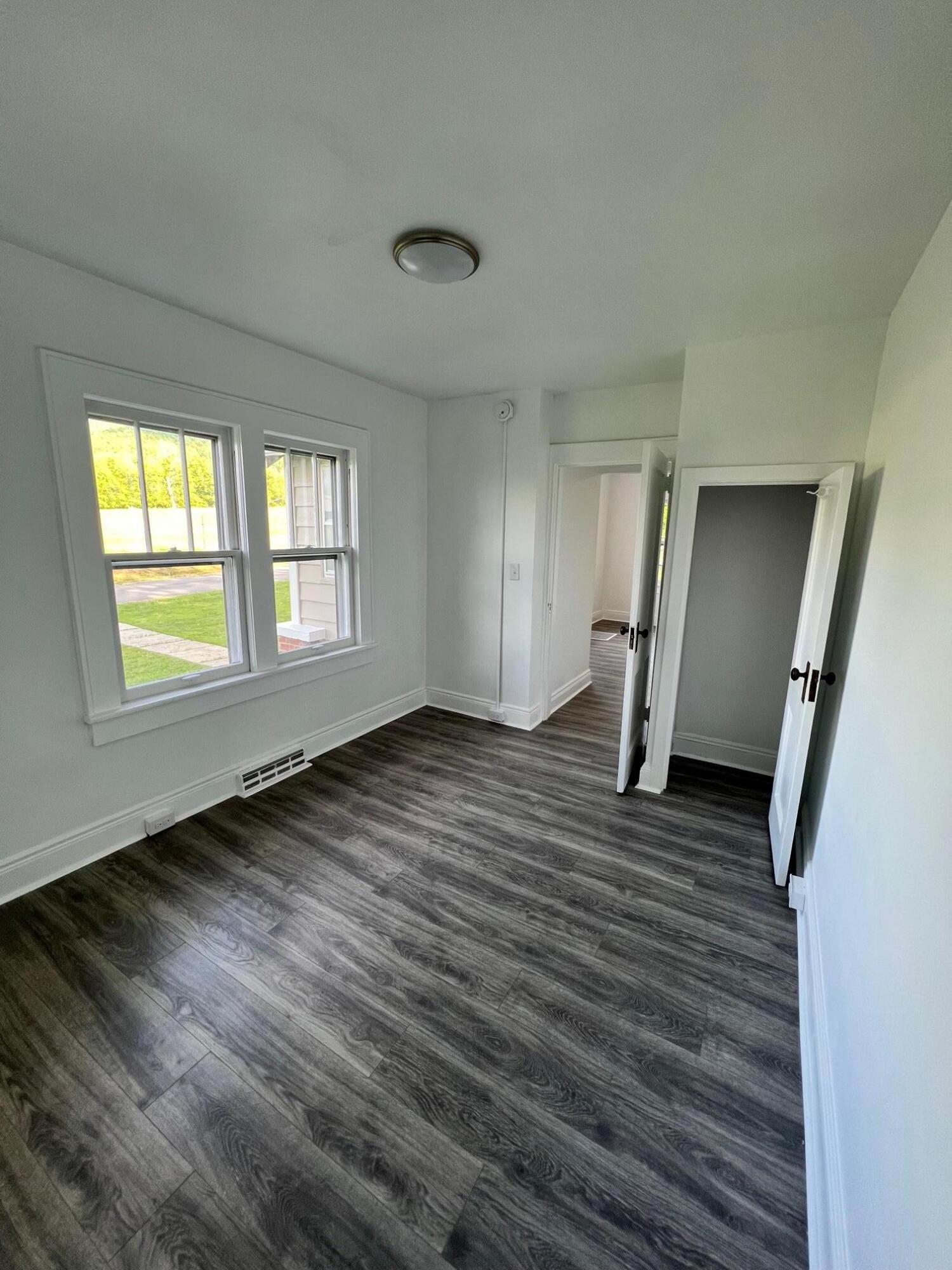 174 Hamilton Road Elizabethton, TN 37643 - Photo 13 of 31 Bed1