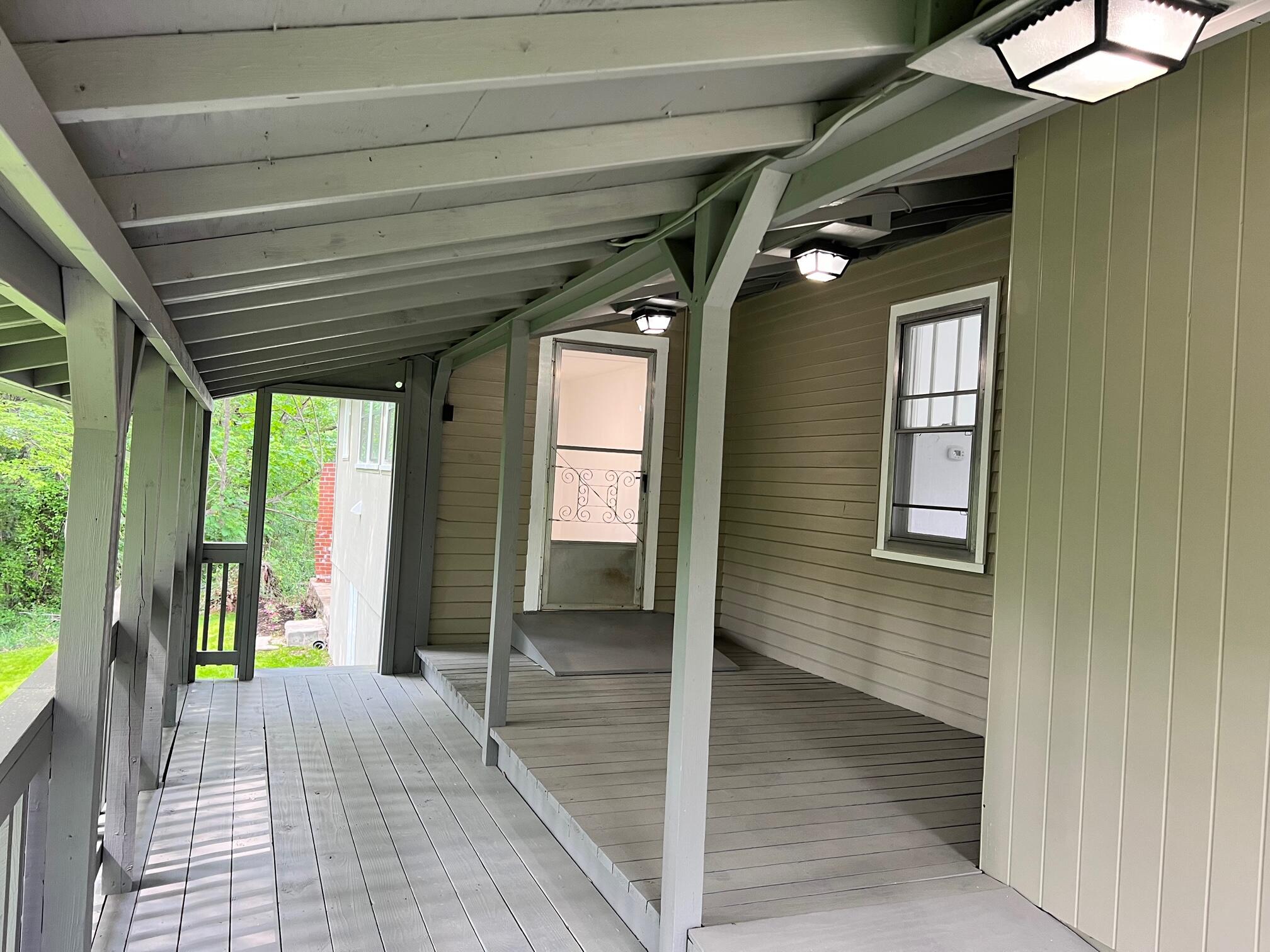 174 Hamilton Road Elizabethton, TN 37643 - Photo 21 of 31 Backyard.Access