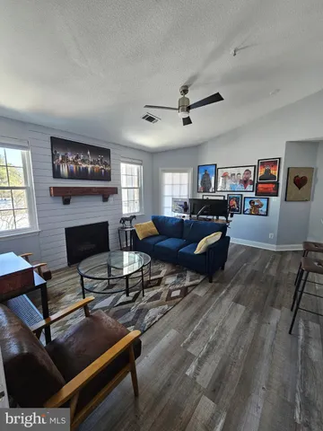 $1,850 | 20332 Beechwood Terrace, Unit 300, Ashburn, VA 20147