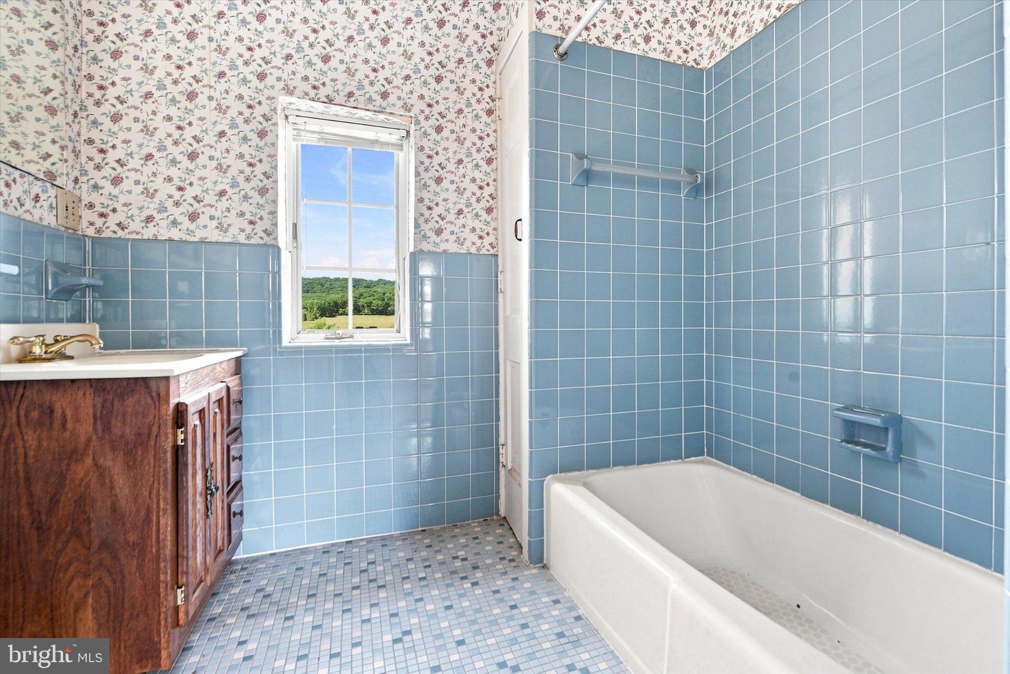 949 Swedesford Road Exton, PA 19341 - Photo 32 of 39 Primary bathroom