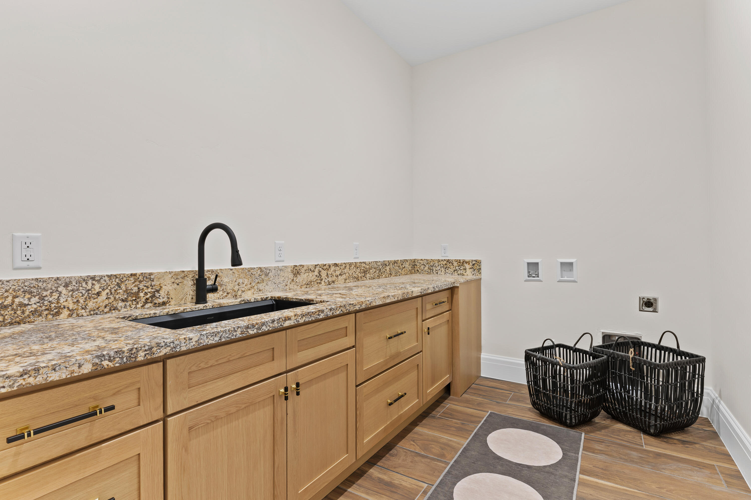 1108 Florence Circle Hurricane, UT 84737 - Photo 25 of 54 1108_N_FlorenceCir_MLS-25