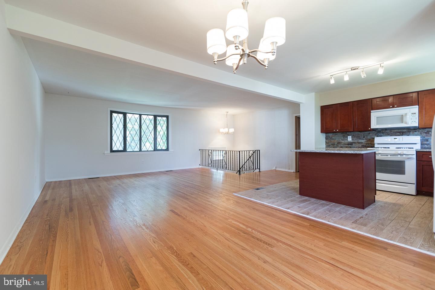 560 Lowell Road Warminster, PA 18974 - Photo 17 of 50
